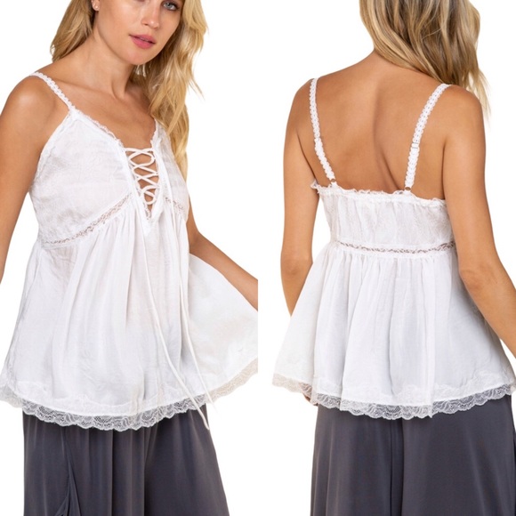 POL Off White Crinkle Satin Baby Doll Lace Up Top - Picture 9 of 12